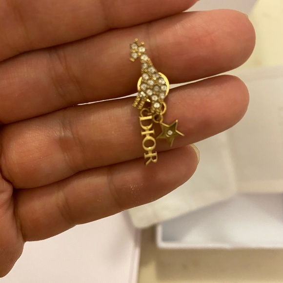 Brand New Auth Dior Earring - Picture 4 of 6